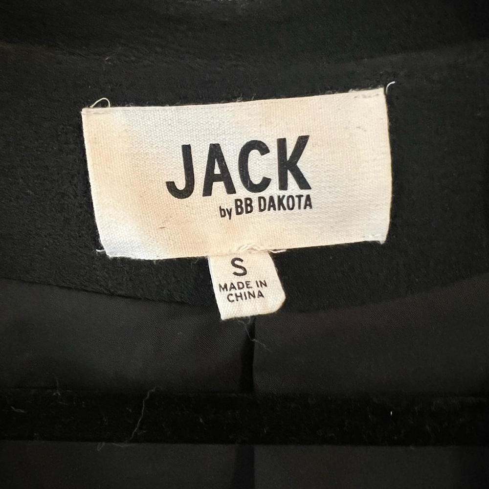 Jacket - Picture 2 of 5